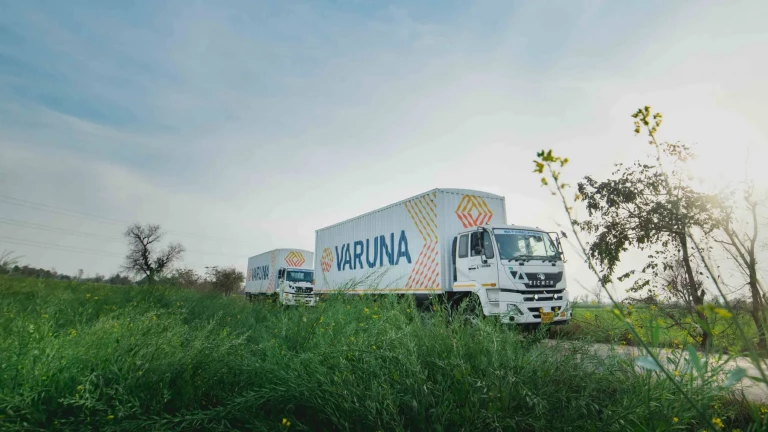 5 Qualities Your Logistics <br> Partner Should Have - Varuna Group